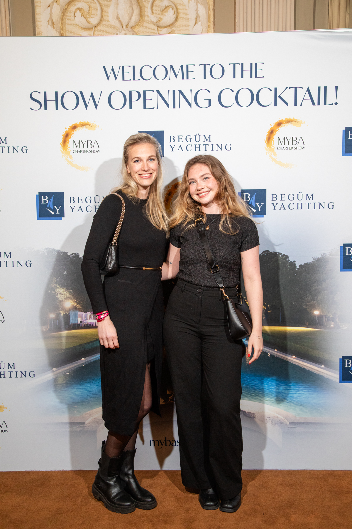 Show Opening Cocktail 2024 - Photo 61